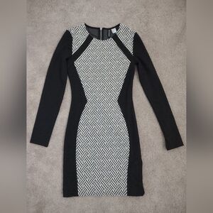 DIVIDED H&M Bodycon Dress Black White Print
